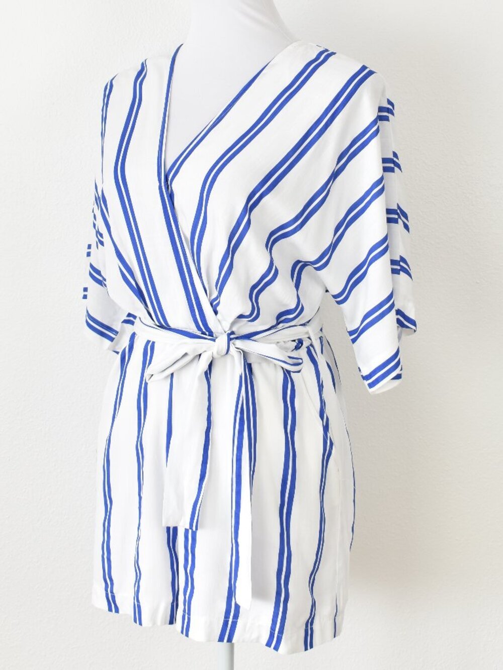 VICI Lissandra Striped Belted Romper NEW - M - Picture 4 of 10
